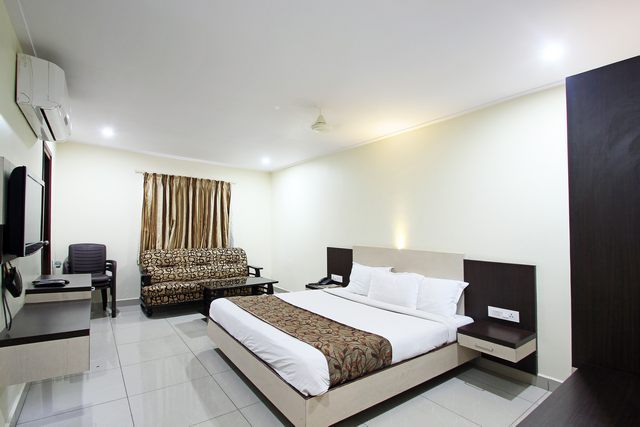 Hotel G Square